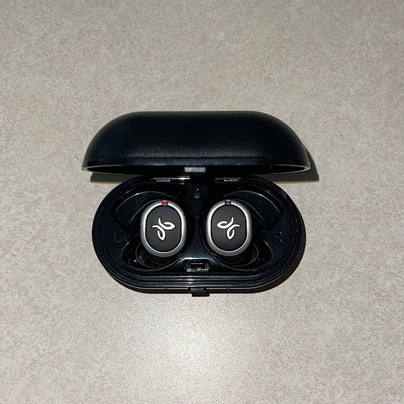 Jaybird RUN True Wireless Headphones - Picture 1 of 5
